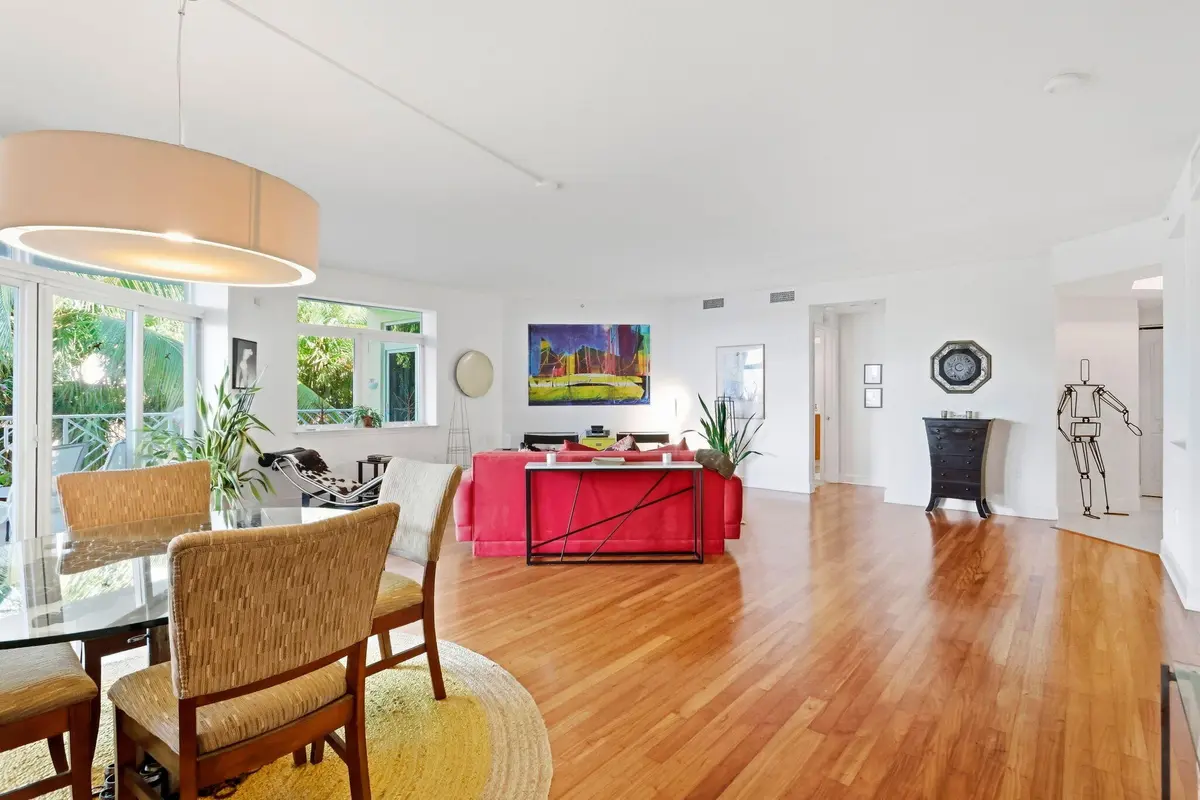 6-web-or-mls-022_0E2A0893 at 309 E OCEAN Avenue 202, Lantana