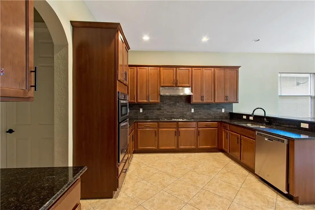 Photo 3 at 11989 NW 83RD Place, Parkland