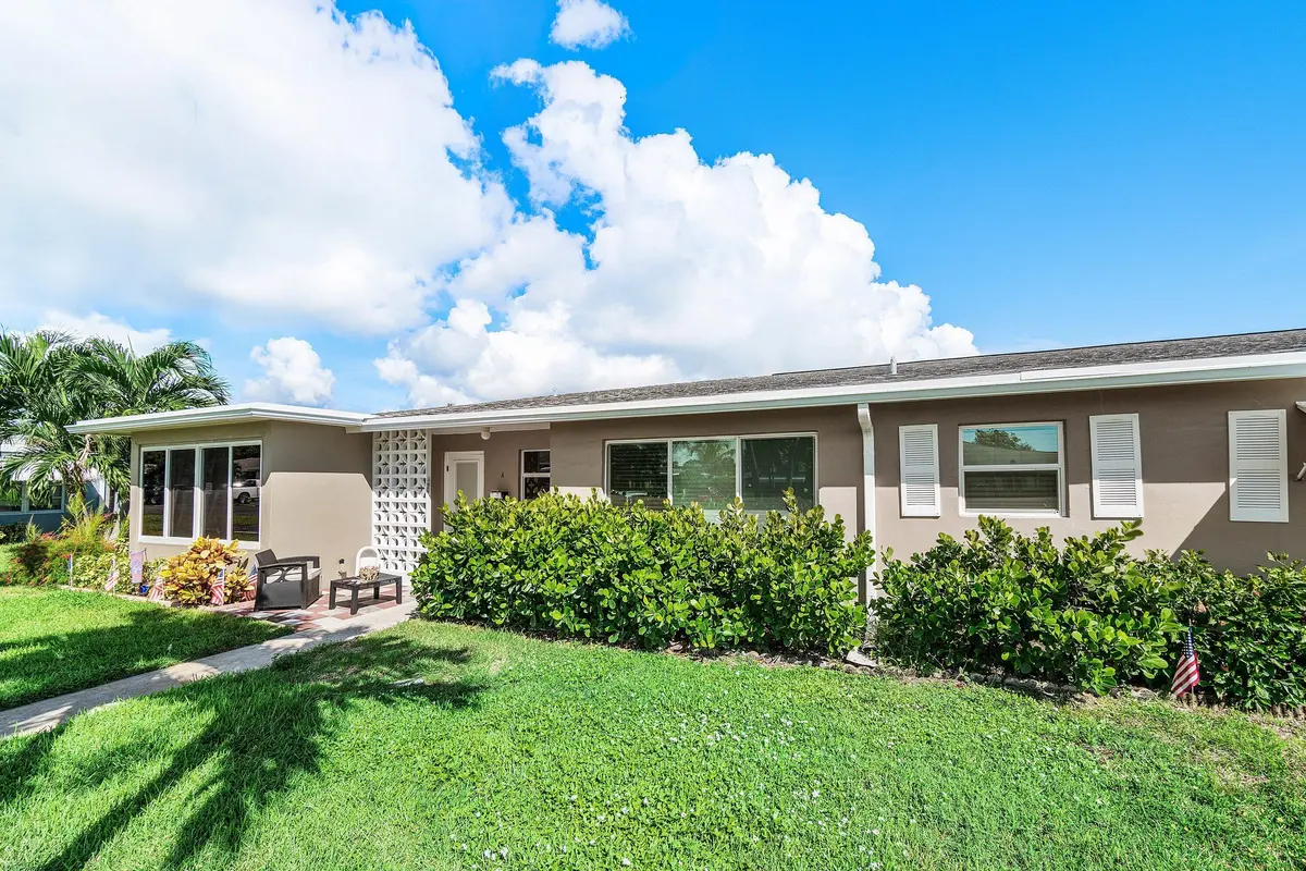 003-165SouthBoulevard-B-BoyntonBeach-FL- at 165 SOUTH Boulevard B, Boynton Beach