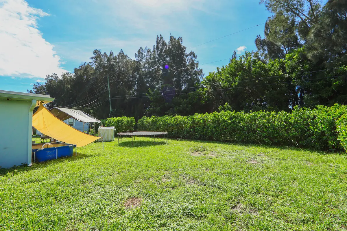 Yard 02 at 2708 CHEROKEE Court, West Palm Beach
