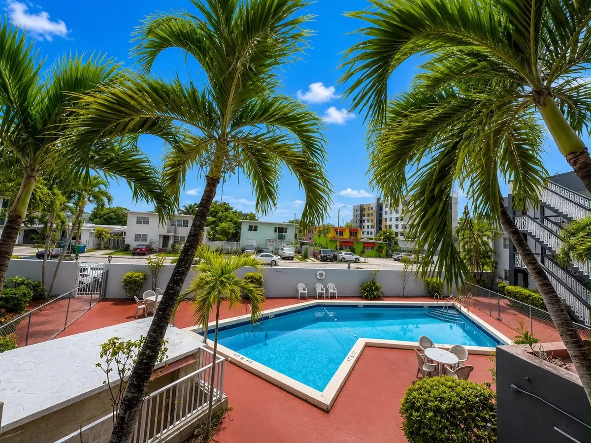 be294431-e8b0-4358-aef4-b8acaee23bef at 11 SW 52ND Avenue 7B, Miami