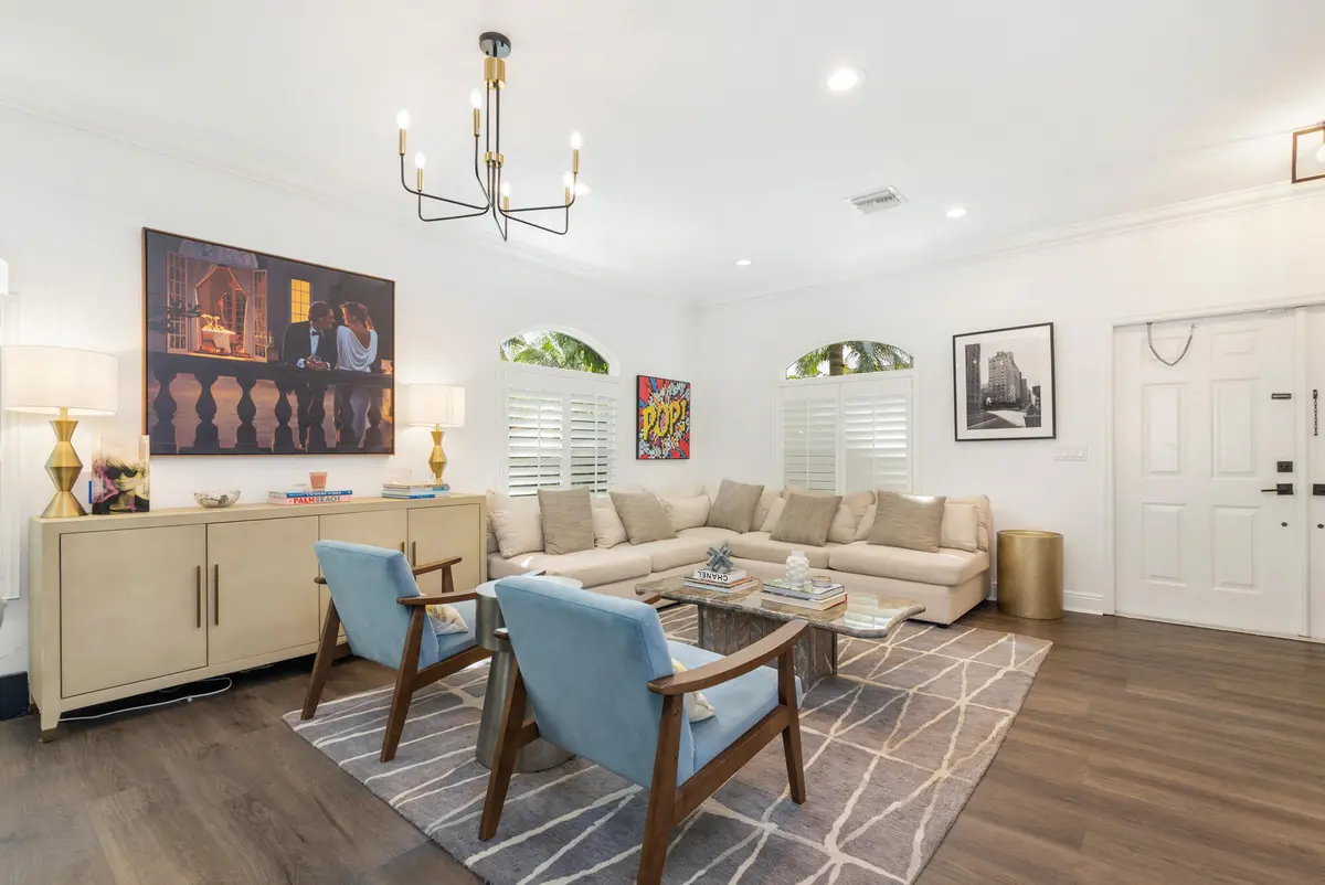 low-8 at 327 Monceaux Road, West Palm Beach