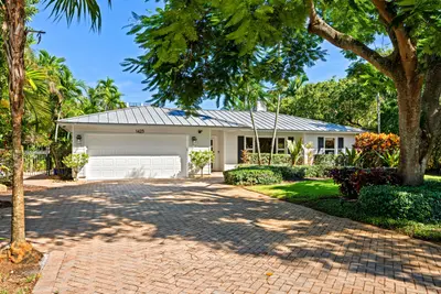 1425 NW 2nd Avenue, Delray Beach – Single Family Residence for sale