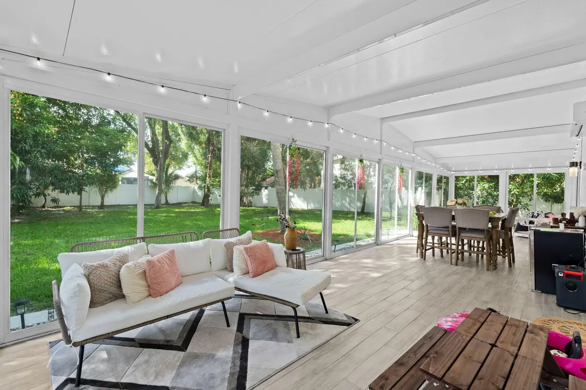 38-web-or-mls-A7405992 at 5304 NW 66th Avenue, Lauderhill