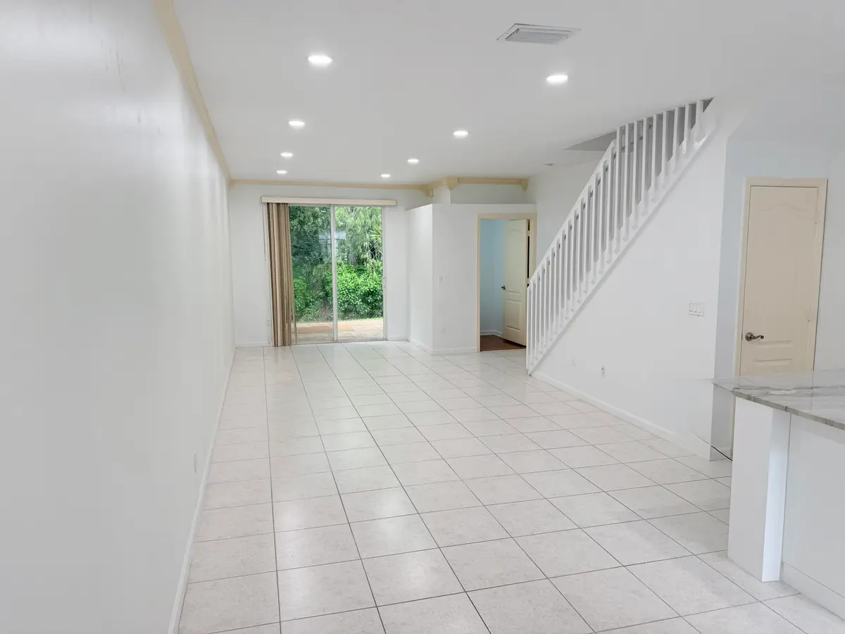 IMG_9298 at 5738 NW 48TH Avenue, Coconut Creek
