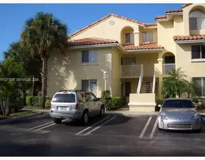 12101 GLENMOOR Drive, West Palm Beach – Townhouse for rent