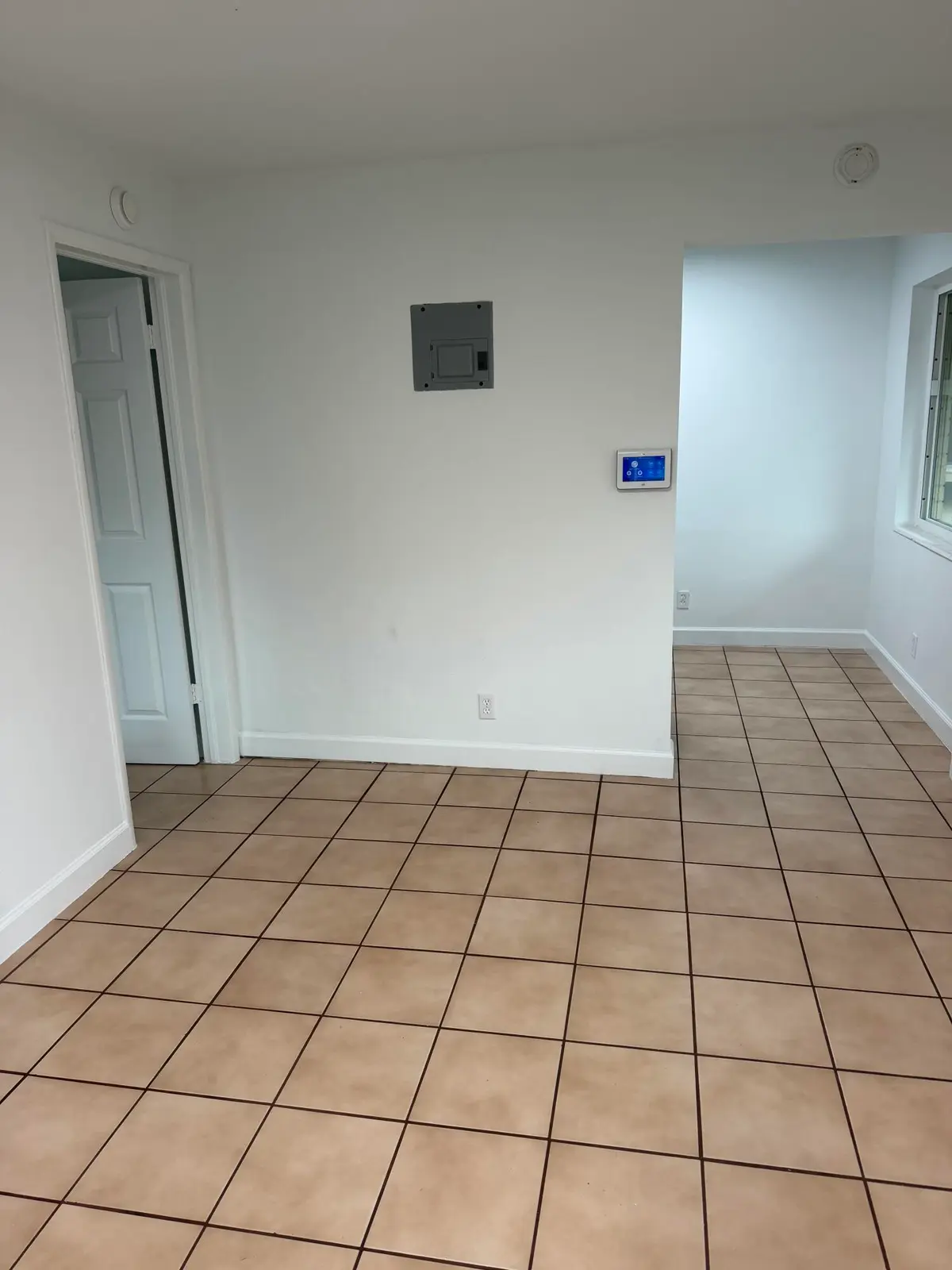IMG_9561 at 160 NW 43RD Court E, Oakland Park