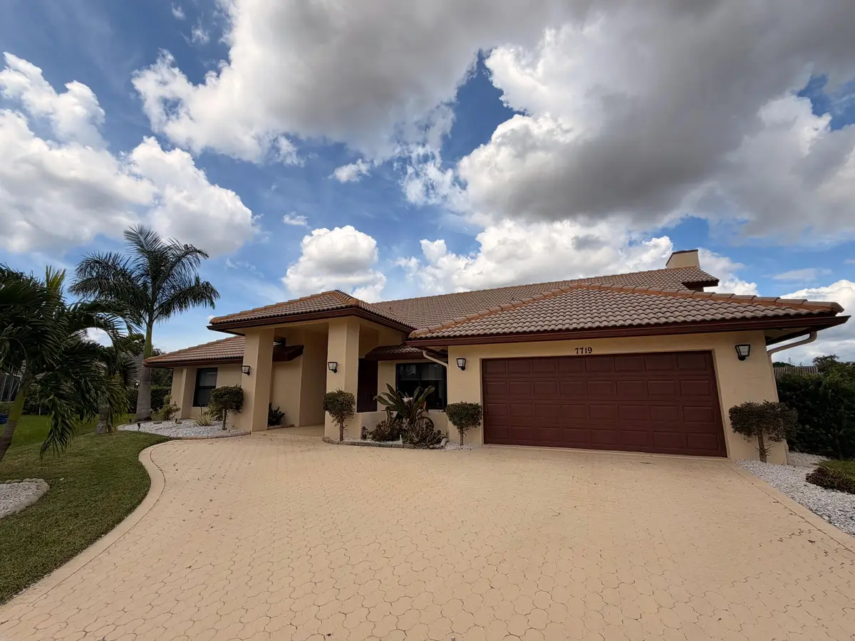 IMG_0033 at 7719 NW 86TH Way, Tamarac