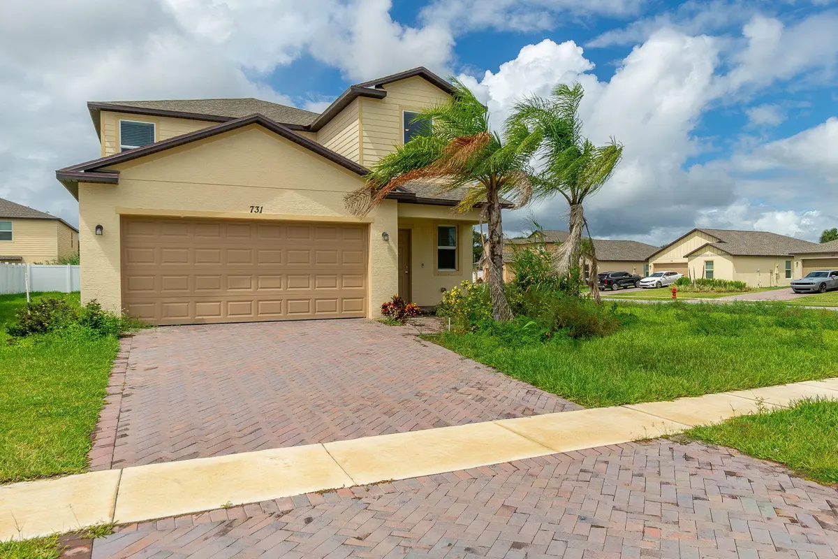 1-web-or-mls-DSC00146 at 731 Carlyle Way, Fort Pierce