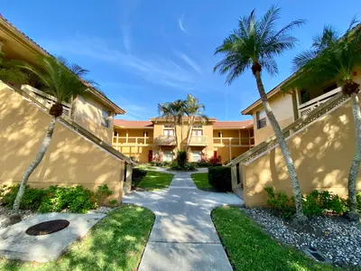 4839 Via Palm Lakes 1108, West Palm Beach – Condominium for rent