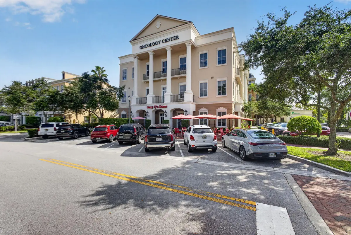 1-web-or-mls-5D1A6885 at 225 CHIMNEY CORNER 3003, Jupiter