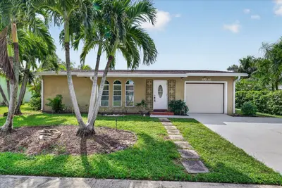 6404 SAGEWOOD Way, Delray Beach – Single Family Residence for rent