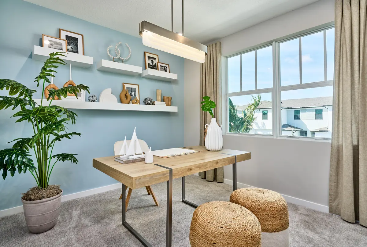 Hawthorn Flex at 7131 BRENNER Avenue, Lake Worth