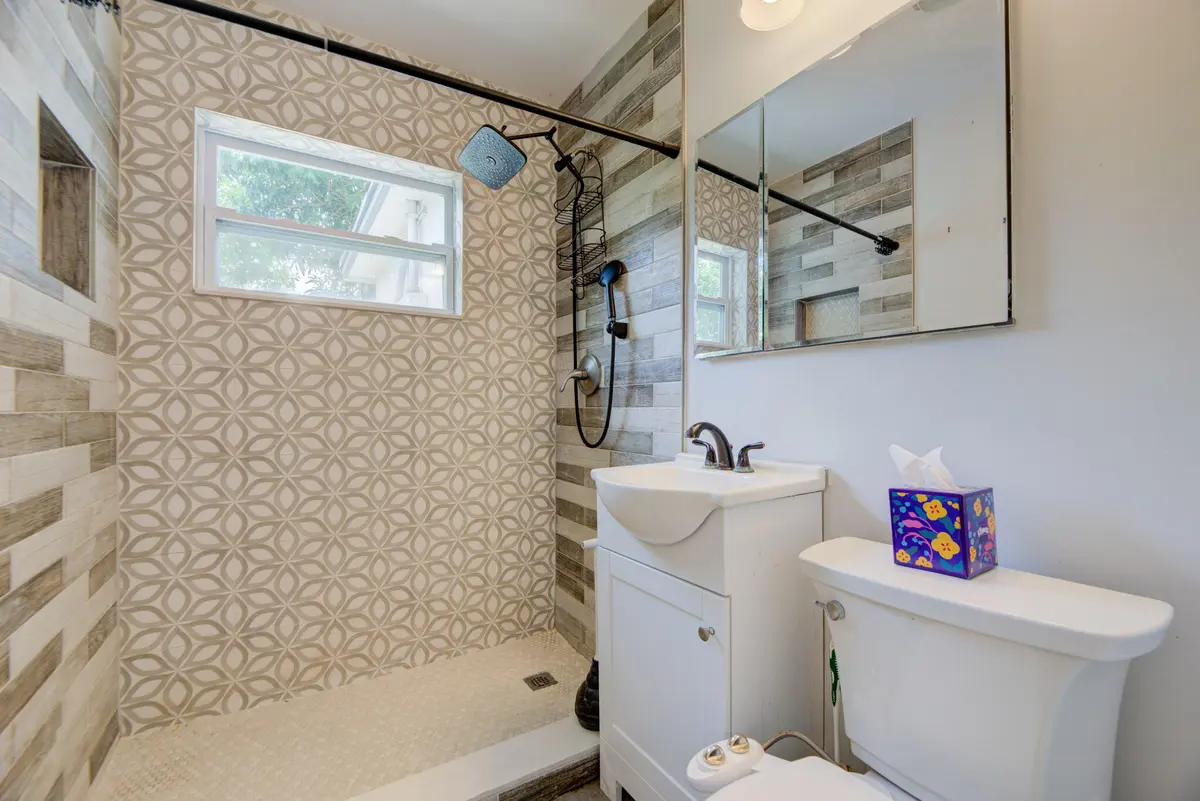 Photo-25 (3) at 2633 NE 16TH Avenue, Pompano Beach