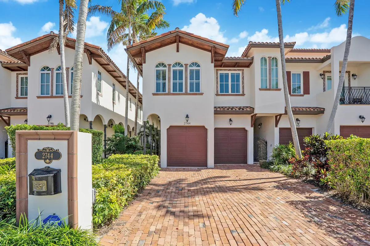 2-Car Garage & Private 2-Car Driveway at 2744 NE 14th Street, Fort Lauderdale