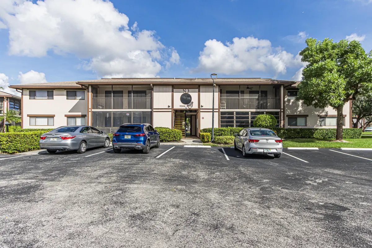 9584-4 at 9584 N BELFORT Circle 112, Tamarac