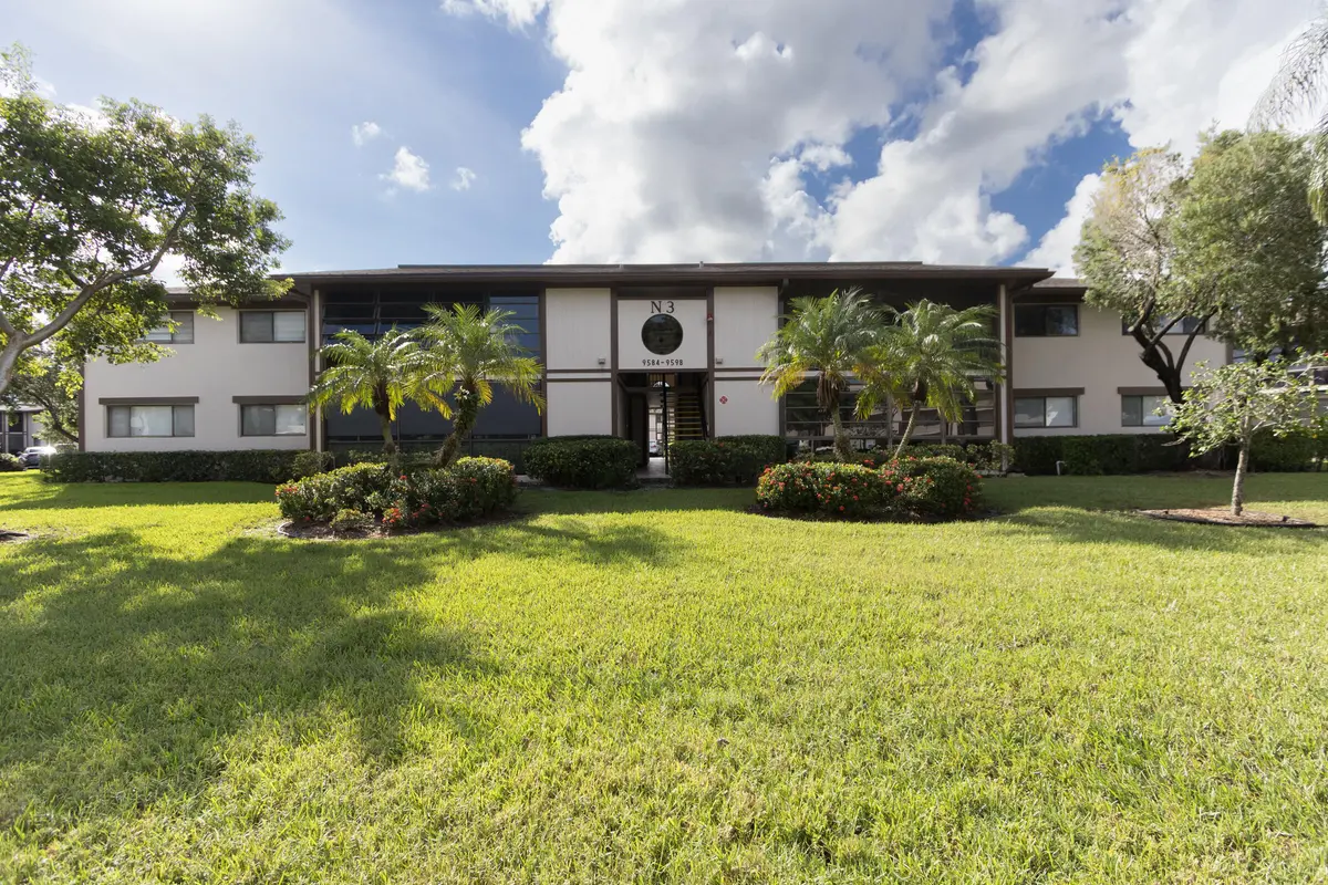 9584-3 at 9584 N BELFORT Circle 112, Tamarac