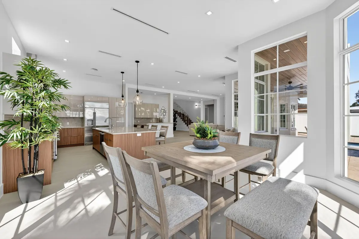 20-web-or-mls-DSC06272 at 310 SE 9TH Court, Pompano Beach