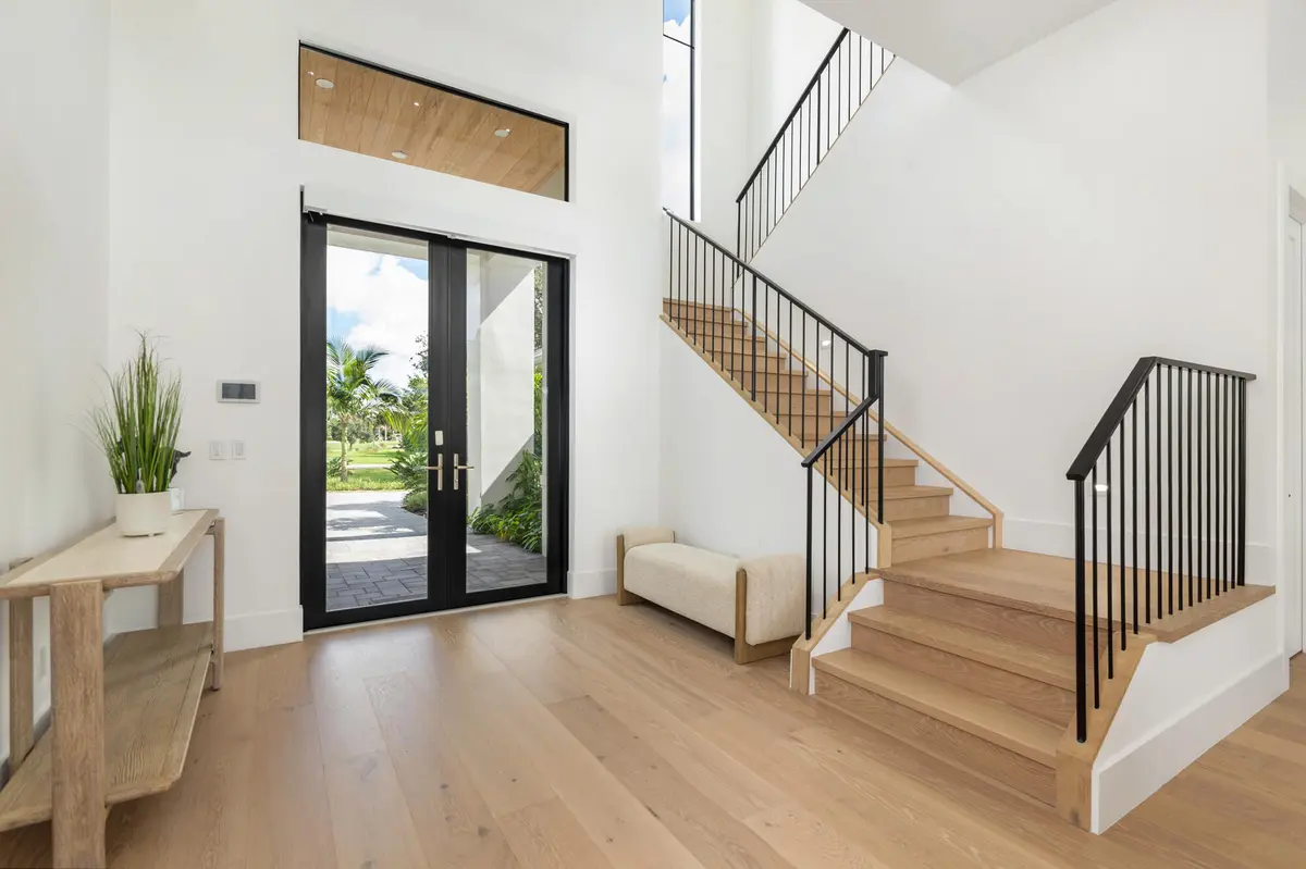 low-9 at 2220 GREENBRIAR Boulevard, Wellington
