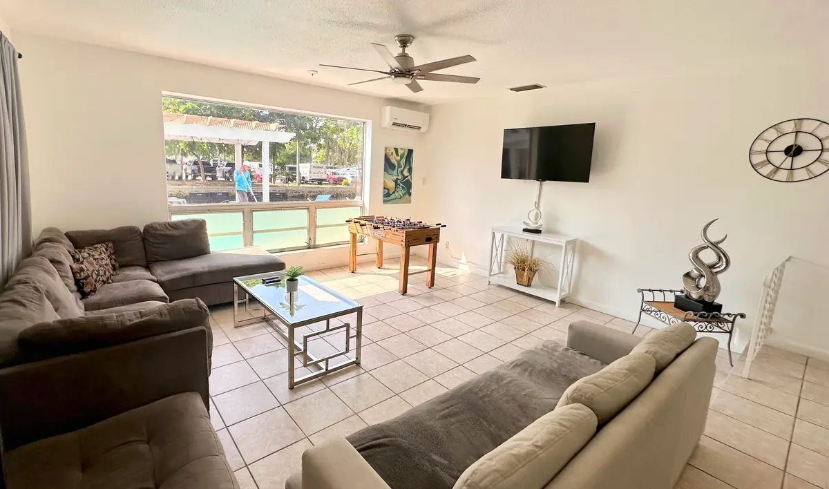 500 SE 9TH Court 1-2, Fort Lauderdale, FL – photo 4