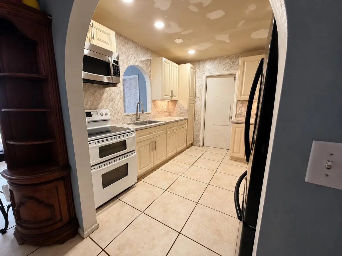 kitchen 2 at 3464 ARTESIAN Drive, Lake Worth