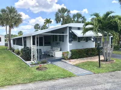 610 FRANGIPANI Lane, Deerfield Beach – Mobile Home for sale