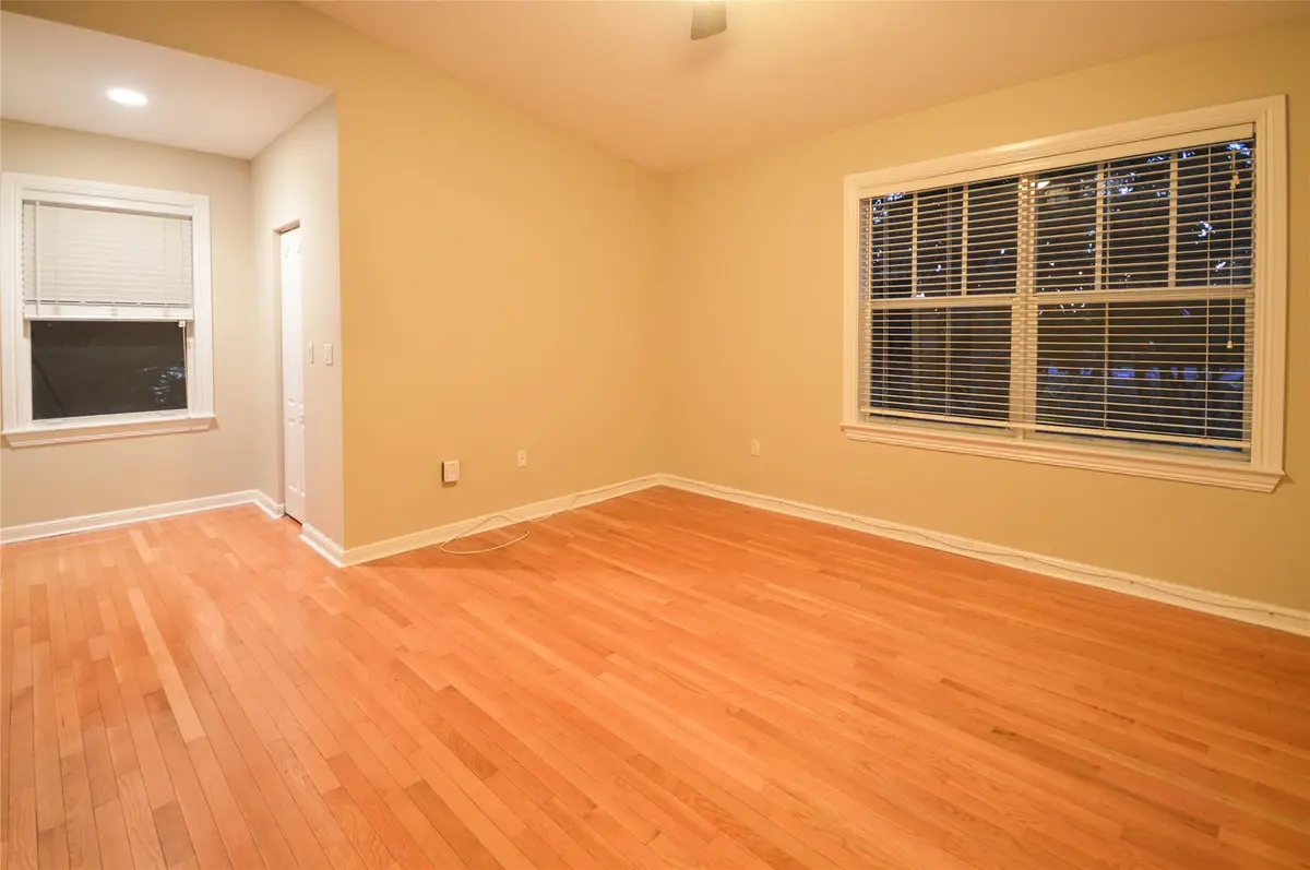 Photo 10 at 271 SE 22nd Street, Fort Lauderdale