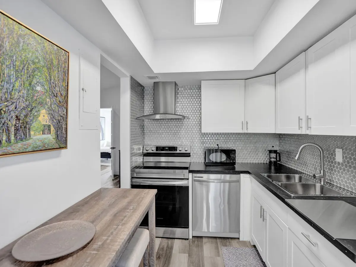17-web-or-mls-DSC05358 at 1967 S OCEAN Boulevard 308, Lauderdale-By-The-Sea