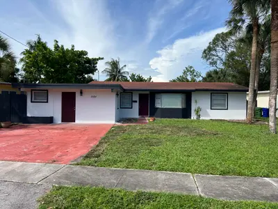 1101 NW 21ST Street, Fort Lauderdale – Single Family Residence for sale
