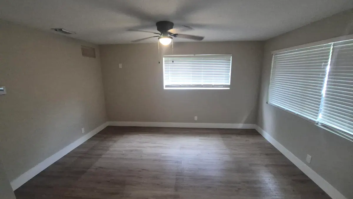 living room at 198 SE 27th Court W, Boynton Beach