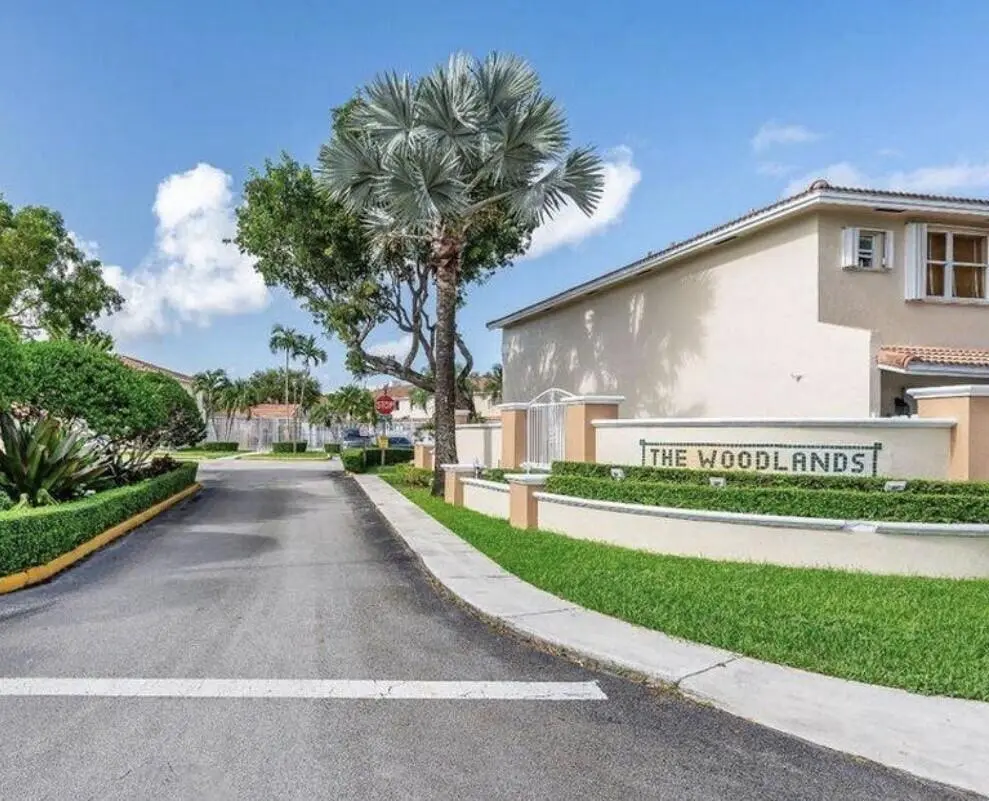 01_community_entrance at 138xx SW 64th Street, Miami