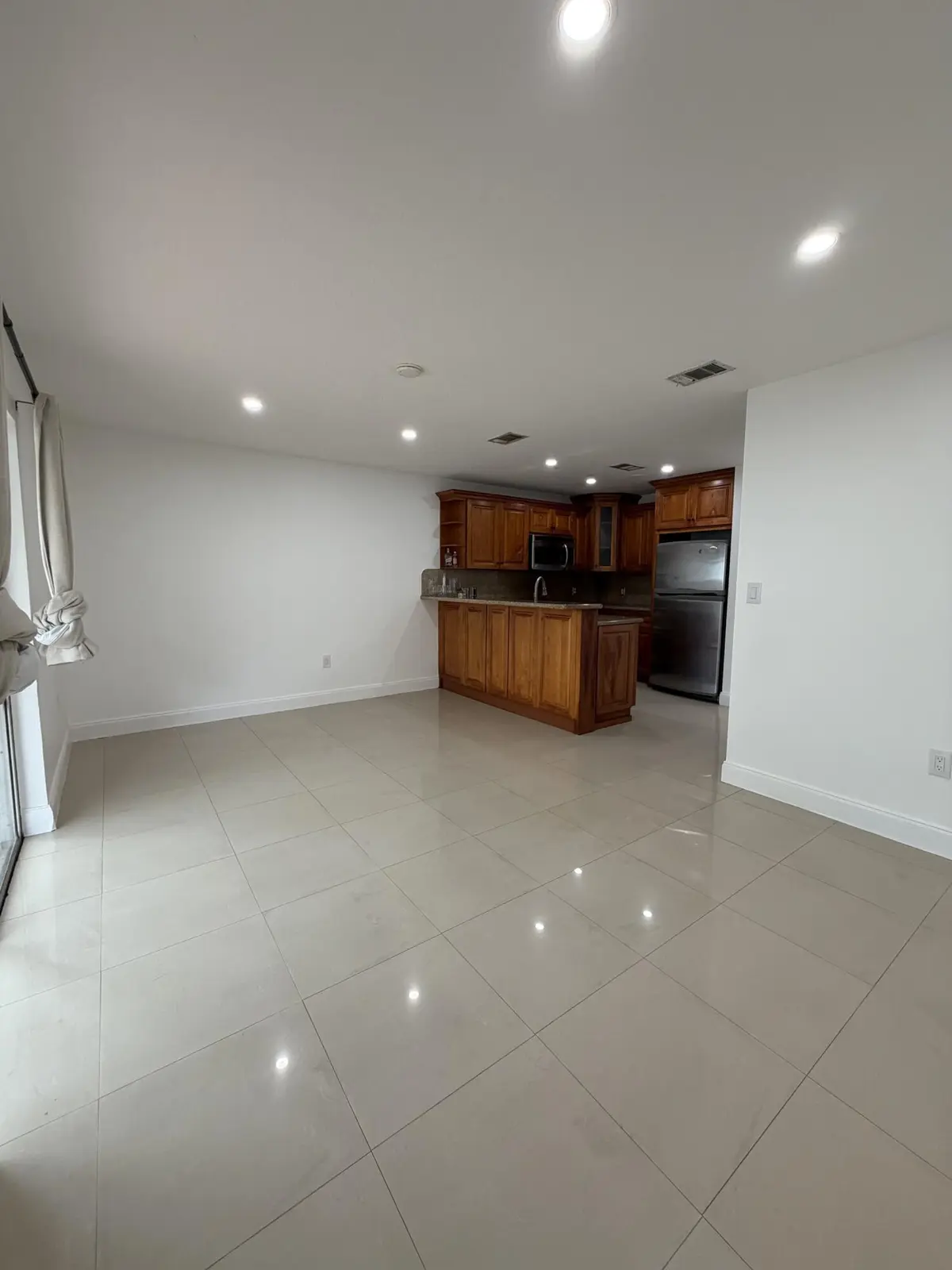 05_living_to_kitchen at 138xx SW 64th Street, Miami