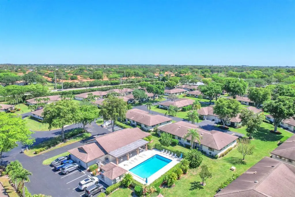 GREEN4 at 4948 Equestrian Circle B, Boynton Beach
