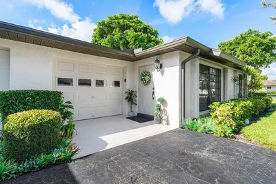 4948 Equestrian Circle B, Boynton Beach – Villa for sale
