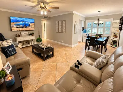 16 SHEFFIELD A 16, West Palm Beach – Condominium for sale