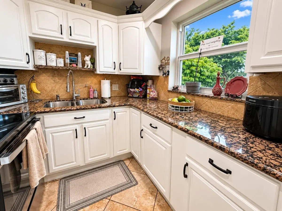 F777A15D-F52D-40FC-AD54-00F0AA9F2523 at 16 SHEFFIELD A 16, West Palm Beach