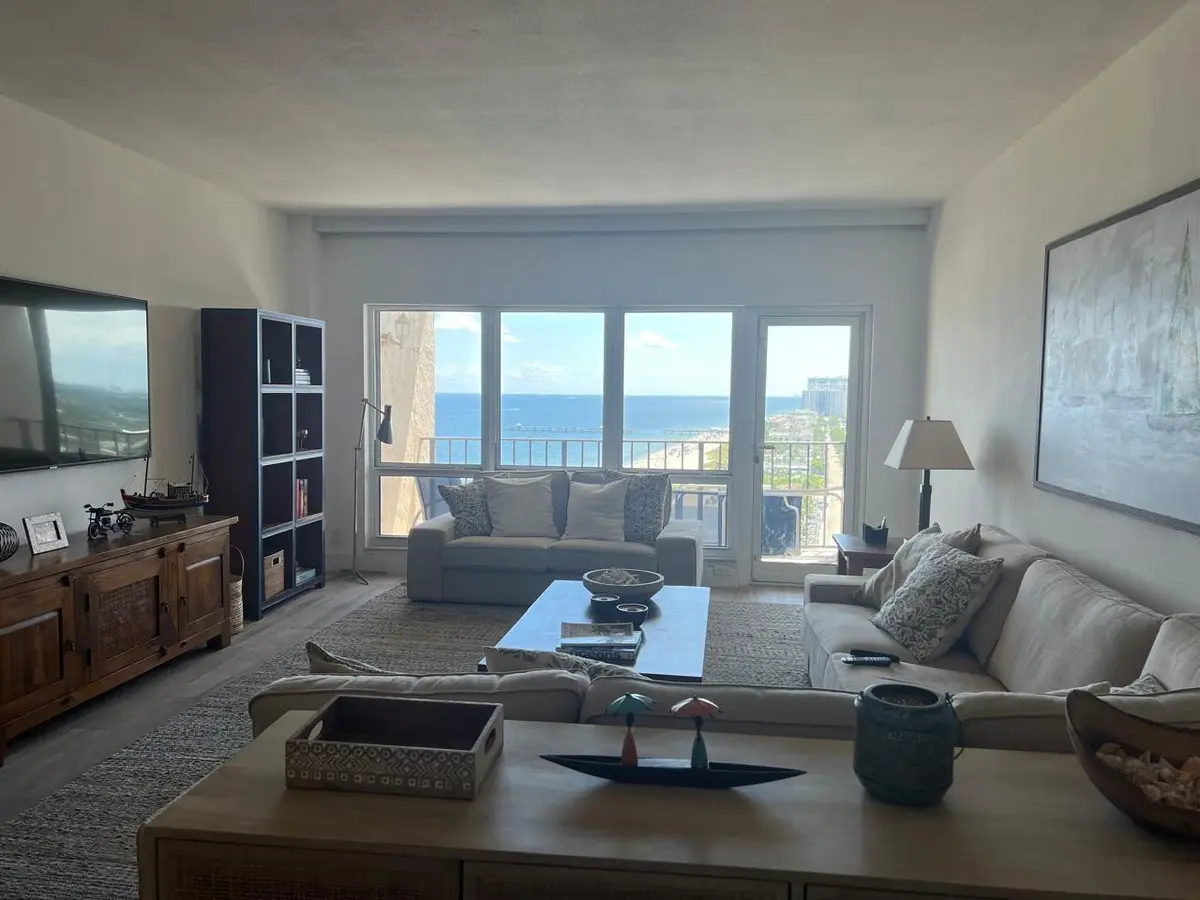 Photo 2 at 4900 N OCEAN Boulevard 1705, Lauderdale-By-The-Sea