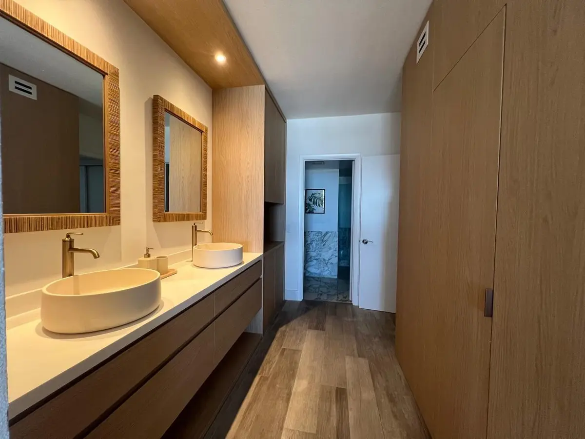 Photo 6 at 4900 N OCEAN Boulevard 1705, Lauderdale-By-The-Sea