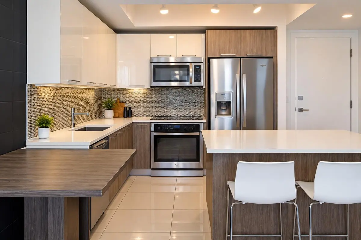 Kitchen 2 at 5252 NW 85th Avenue 1607, Doral