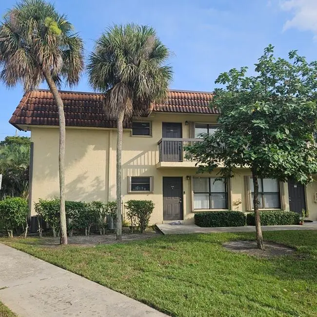 20261008_164111 at 10069 NW 4th Street 204, Pembroke Pines