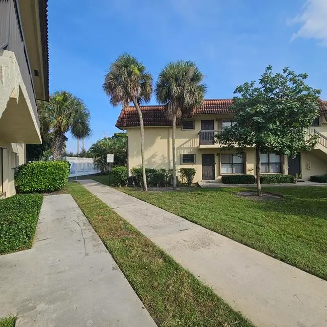 20261008_164127 at 10069 NW 4th Street 204, Pembroke Pines