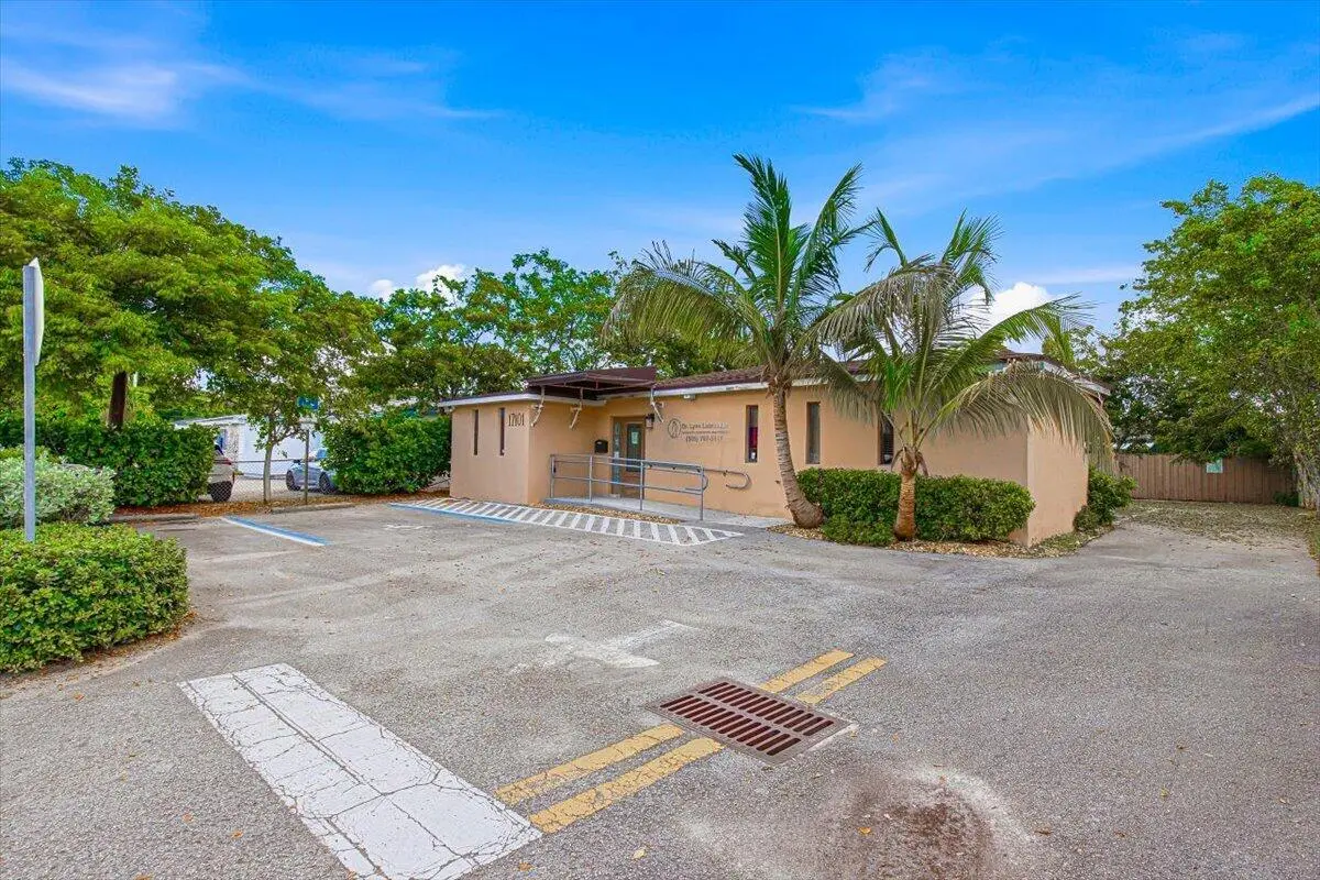 01-Front Office at 17101 NE 6th Avenue, North Miami Beach