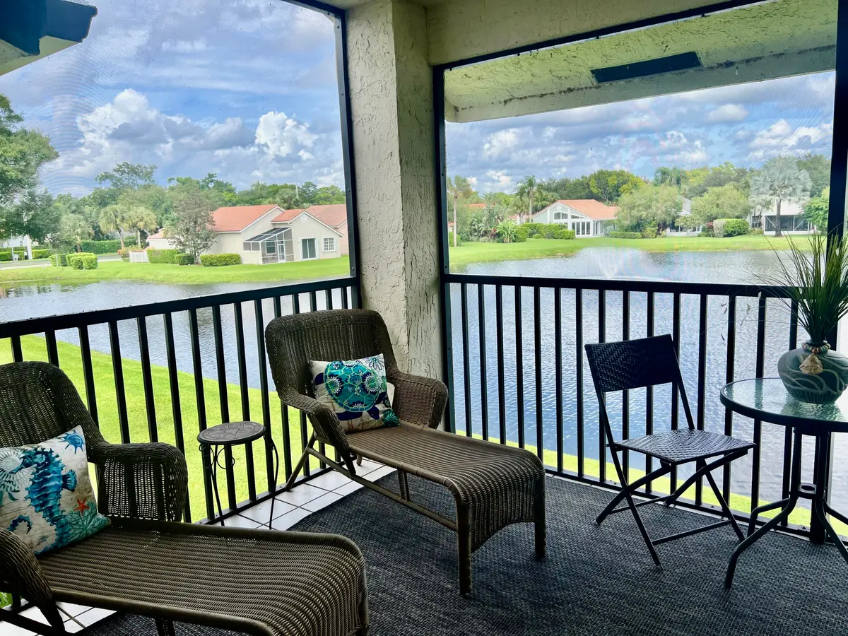 Just sit and relax at 6944 BRIARLAKE Circle 201, Palm Beach Gardens