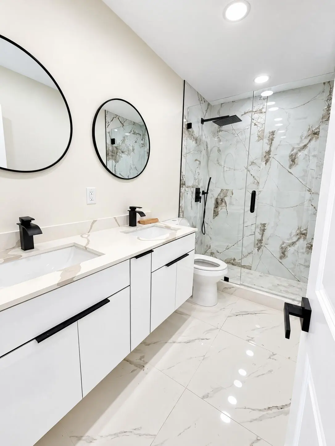 358F6125-5889-48CC-9C0E-4BE45C39C592 at 4922 ROYAL, West Palm Beach