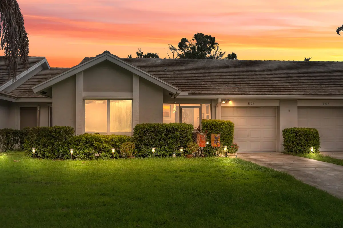 DSC09385_Twilight at 3305 SW Villa Place, Palm City