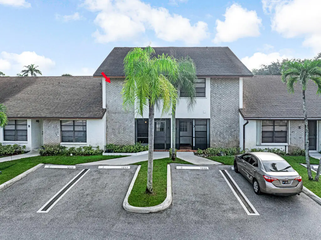 1240 PARKSIDE GREEN Drive C, Greenacres, FL – photo 1