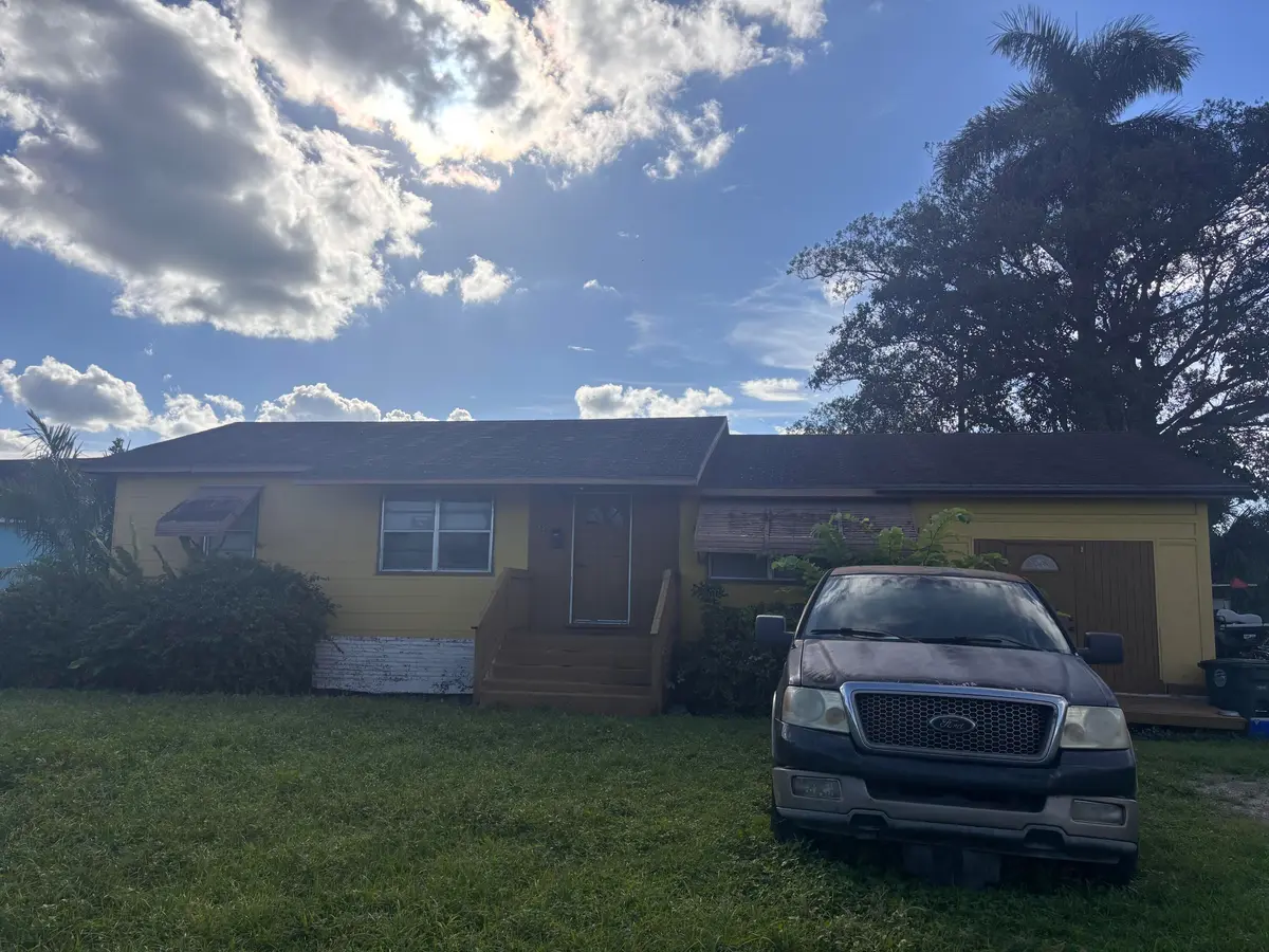 IMG_0011 at 530 SE 4TH Street, Belle Glade