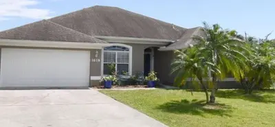 1618 SW nervia Avenue, Port St. Lucie – Single Family Residence for sale