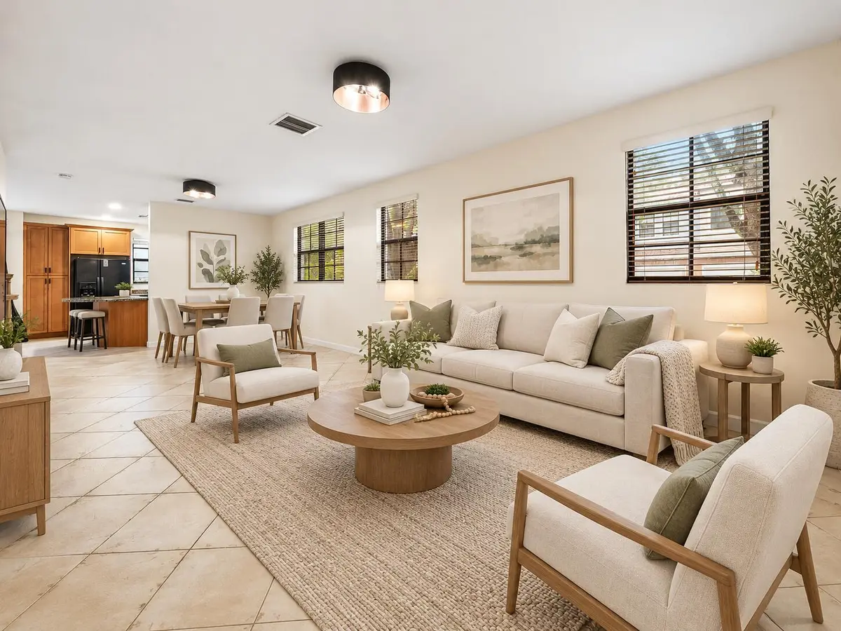 6 Indoor at 247 W Chrystie Circle, Delray Beach