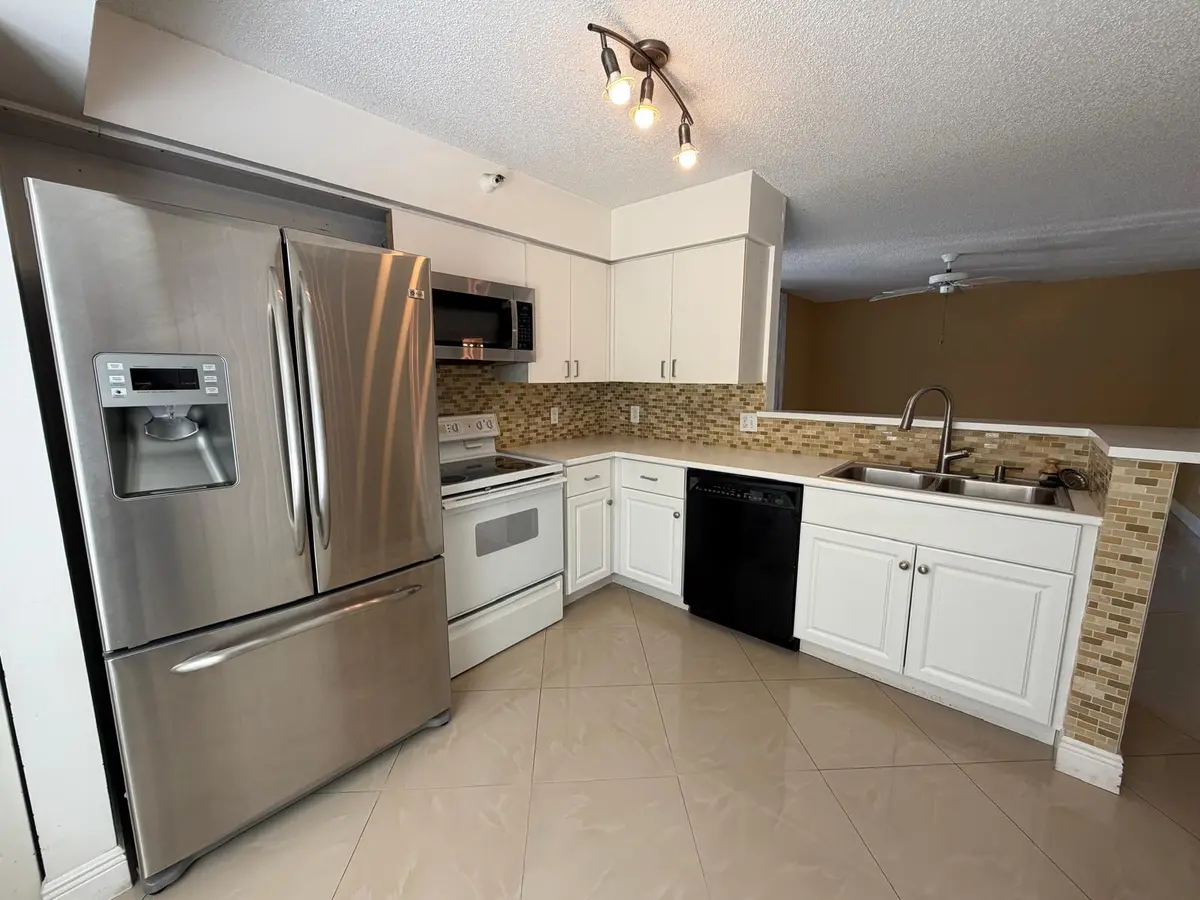 123 Yacht Club Way 111, Hypoluxo, FL – photo 7